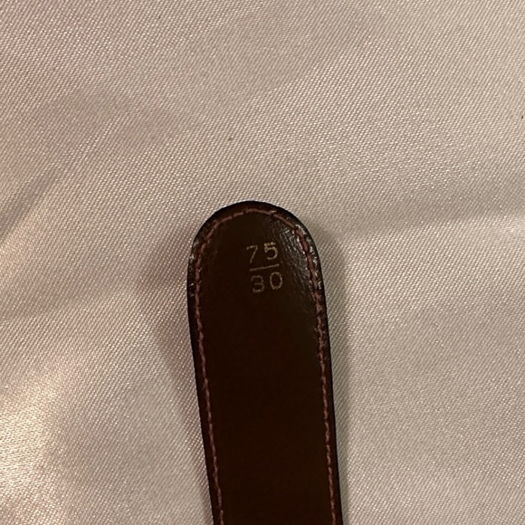 Vintage Gucci Brown Leather Belt with Gold Buckle - Picture 3 of 4